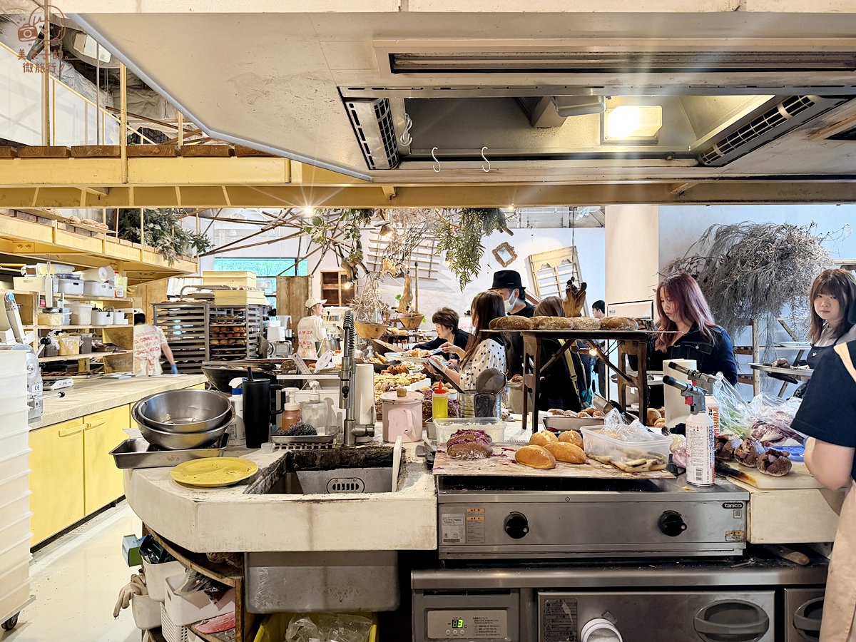 福岡美食｜Dacomecca特色麵包店內用座位