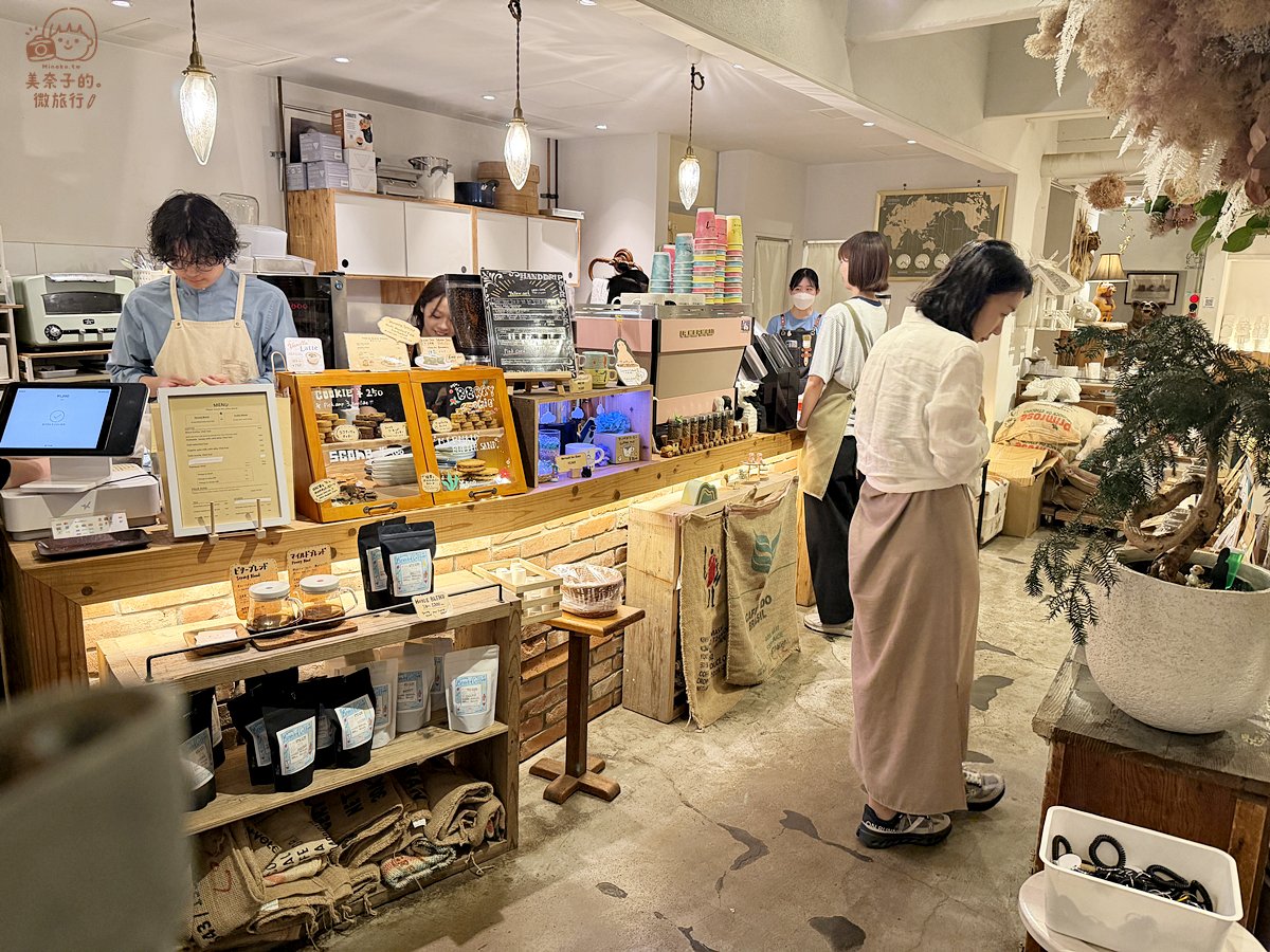 【2026北海道美食】美人魚咖啡(Mermaid Coffee):可以免費試喝各種咖啡豆 - 第4張圖 北海道美食|美人魚咖啡(Mermaid Coffee)點餐檯