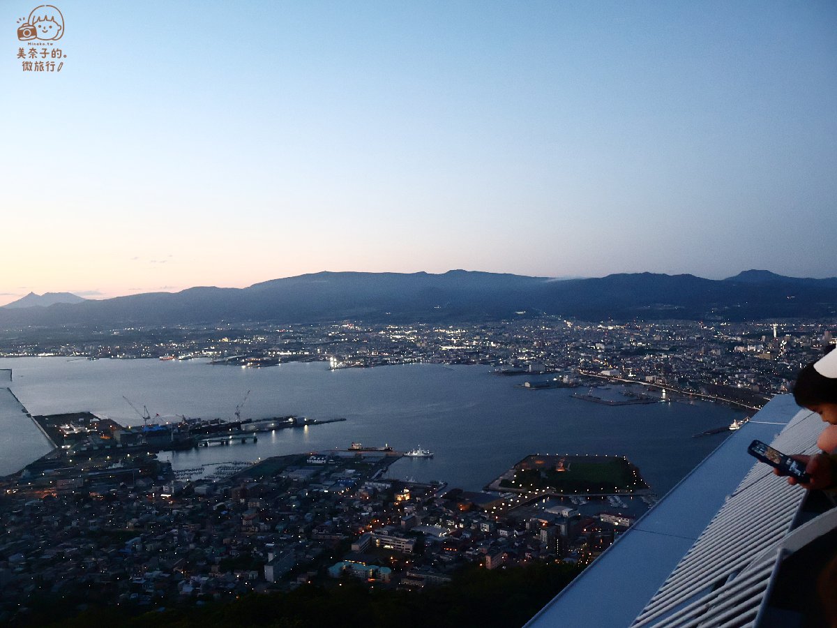【函館攻略】2026北海道自由行:夜景/朝市/美食/溫泉/景點懶人包 - 第12張圖 函館山百萬夜景