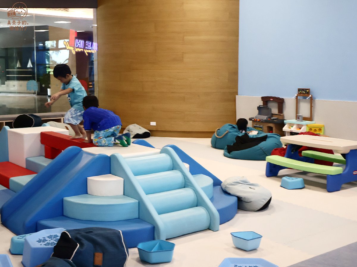 【烏石港凱渡廣場酒店】2026宜蘭海景飯店推薦:滑水道泳池、溫泉泡湯、超大遊戲室,親子度假首選 - 第63張圖 宜蘭住宿烏石港凱渡廣場酒店kids club同趣